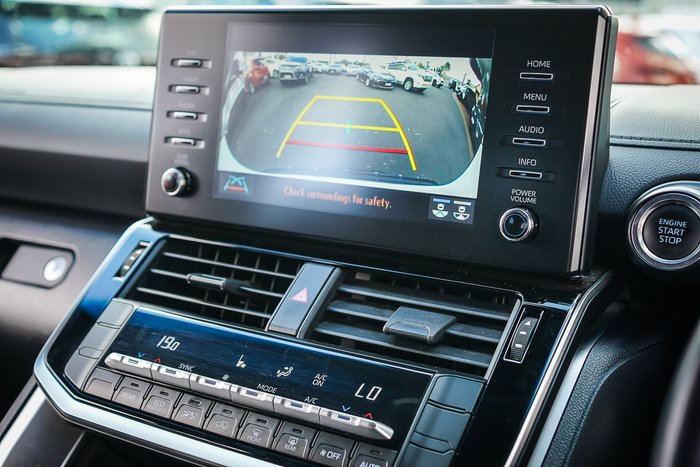 2024 Toyota LANDCRUISER GXL