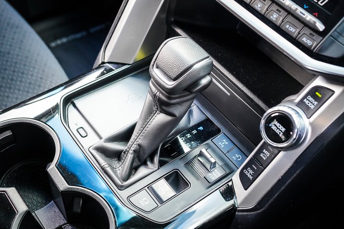 2024 Toyota LANDCRUISER GXL