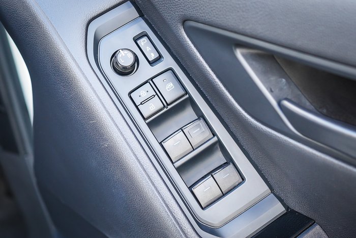 2024 Toyota LANDCRUISER GXL