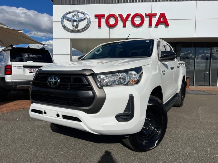2020 Toyota Hilux 4x4 Hilux 4x4 SR 2.8L T Diesel Automatic Double Cab 2L71000 001