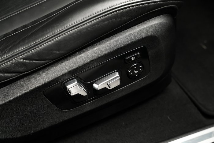 2021 BMW X6 xDrive30d M Sport G06 4X4 Constant BLACK