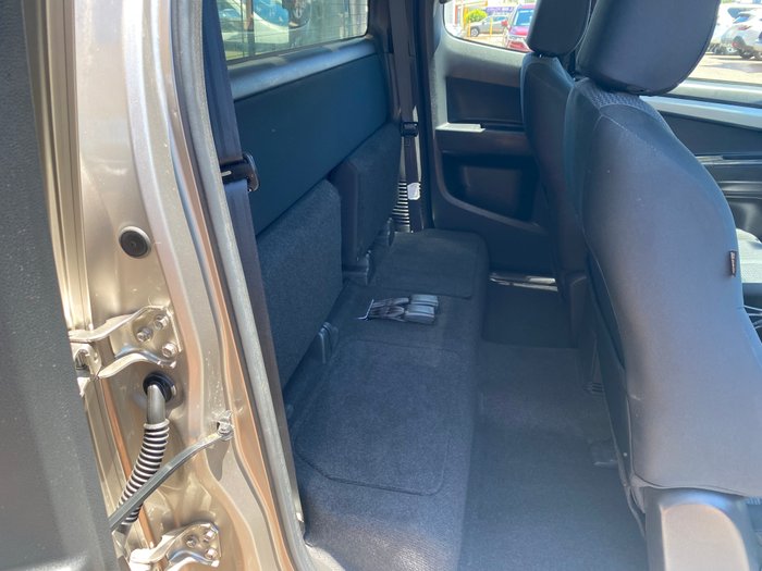 2015 ISUZU D-MAX LS-U HI-RIDE (4x4)