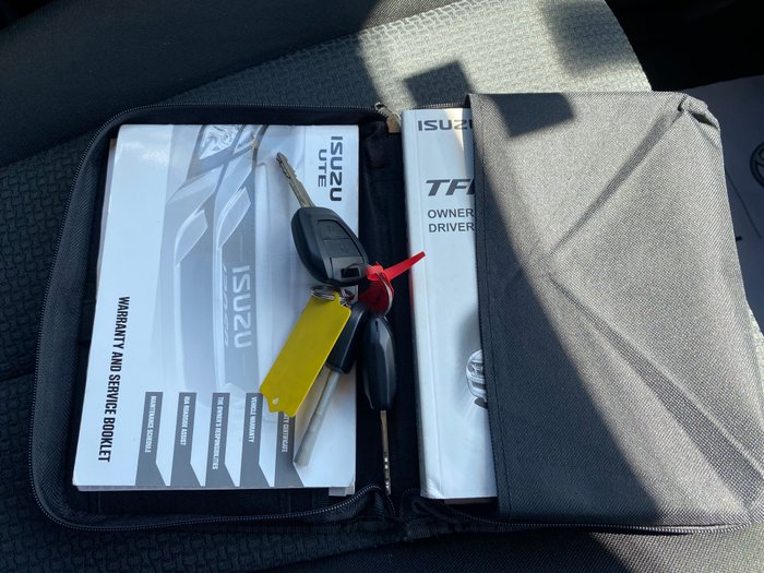 2015 ISUZU D-MAX LS-U HI-RIDE (4x4)