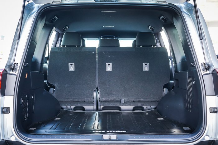 2024 Toyota LANDCRUISER GX