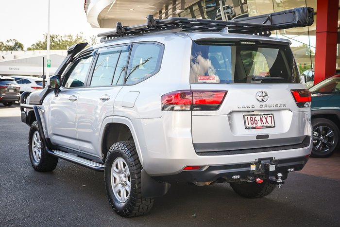 2024 Toyota LANDCRUISER GX