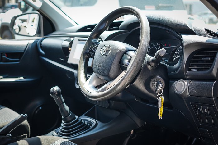 2016 Toyota HILUX Workmate