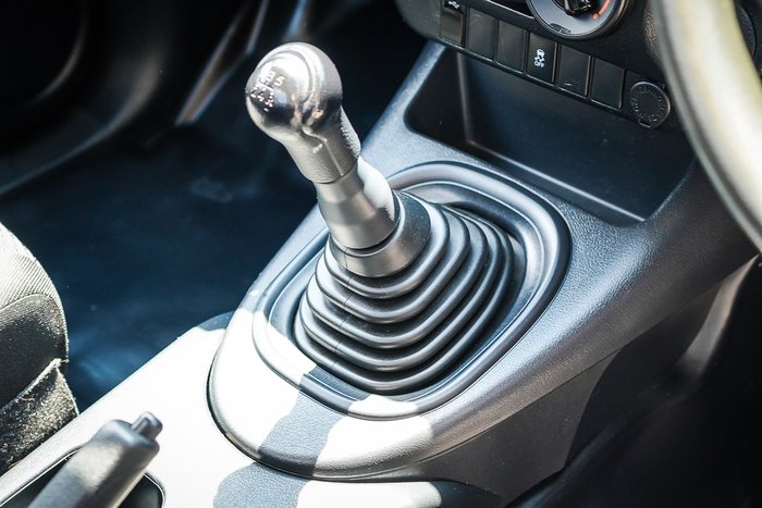 2016 Toyota HILUX Workmate