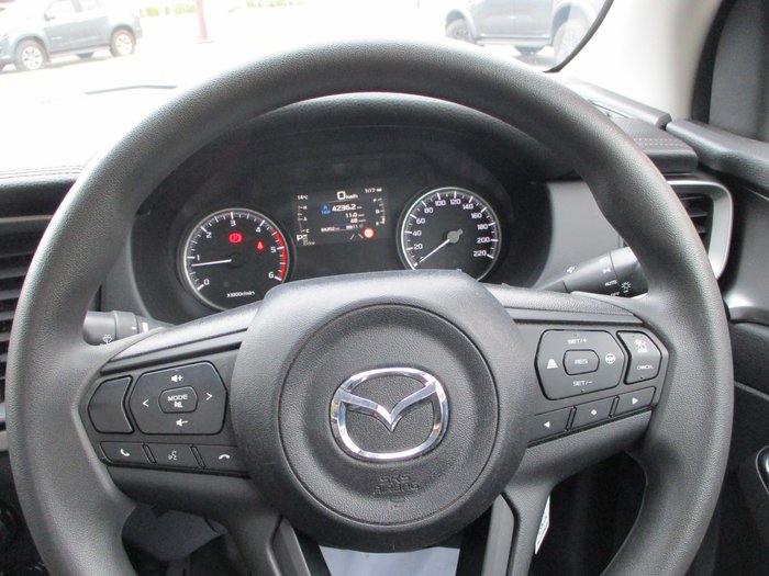 2022 Mazda BT-50 XT TF White