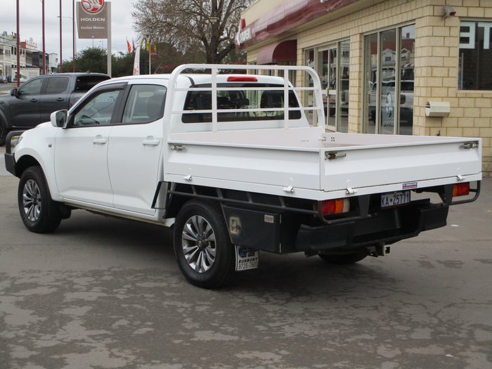 2022 Mazda BT-50 XT TF White