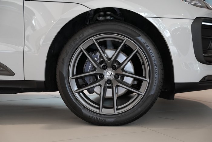 2024 Porsche Macan T