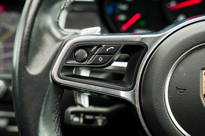 2019 Porsche Macan 95B MY19 AWD BLACK