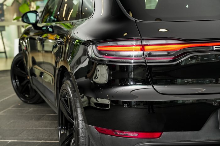 2019 Porsche Macan 95B MY19 AWD BLACK