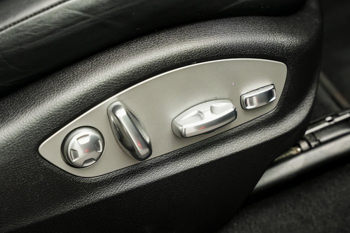 2019 Porsche Macan 95B MY19 AWD BLACK