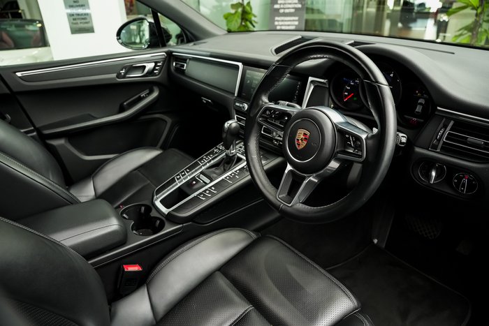 2019 Porsche Macan 95B MY19 AWD BLACK