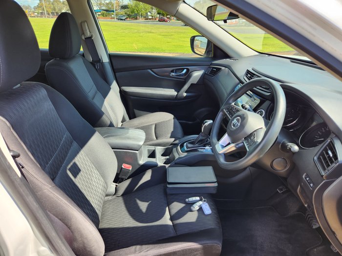 2021 Nissan X-TRAIL ST