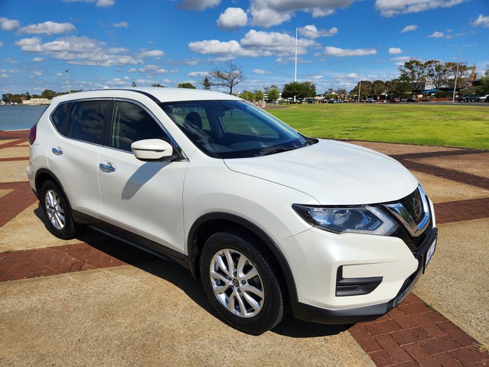 2021 Nissan X-TRAIL ST
