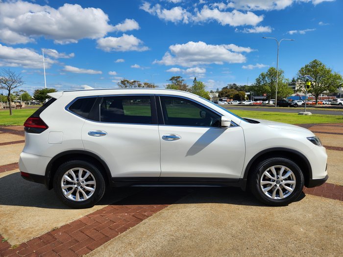 2021 Nissan X-TRAIL ST