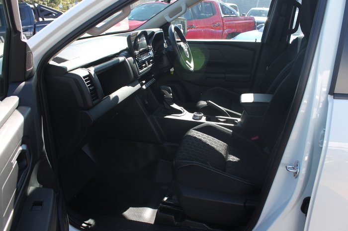 2026 Nissan Navara SL