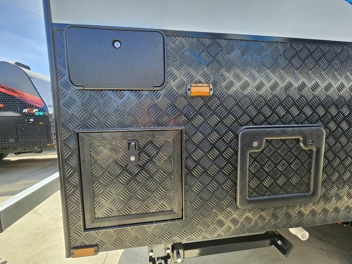 2024 Retreat Erv 199R