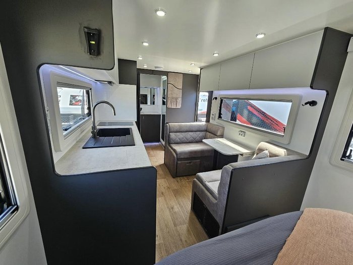 2024 Retreat Erv 199R