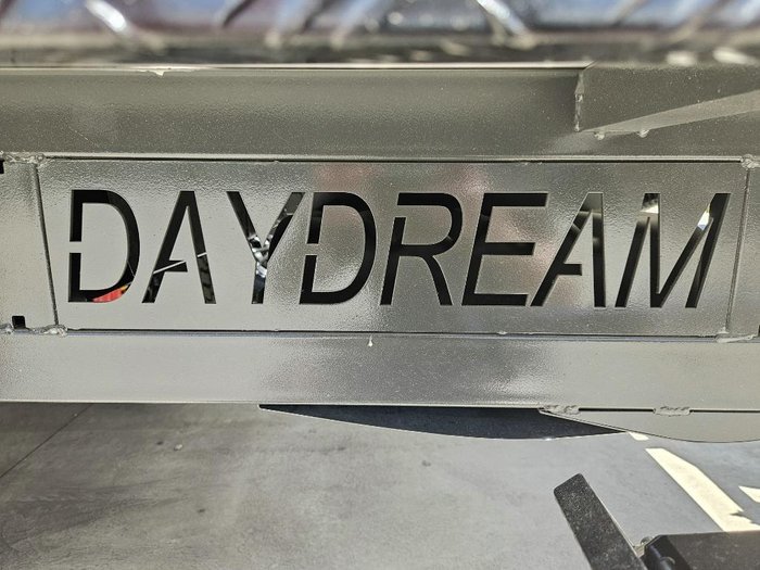 2024 Retreat Daydream 194B Bunks