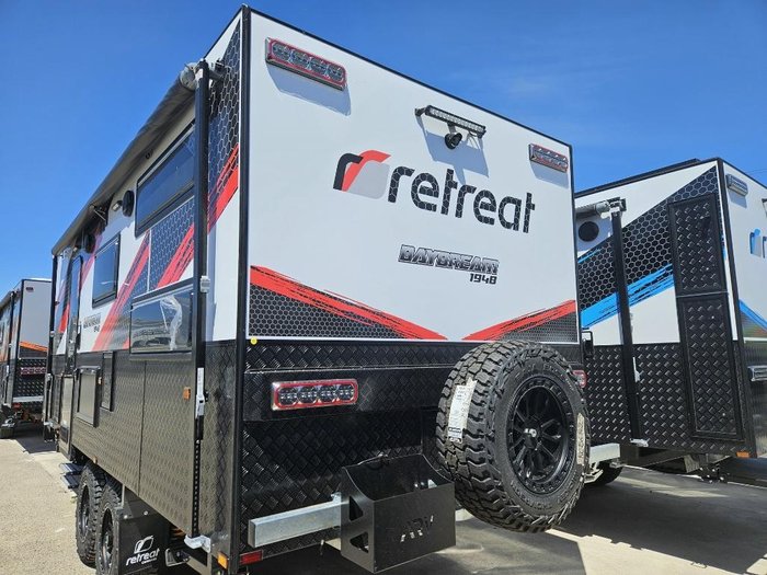 2024 Retreat Daydream 194B Bunks