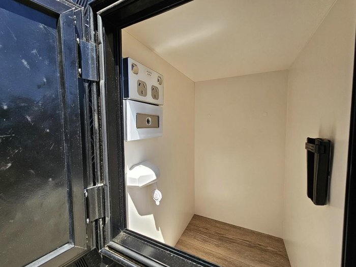 2024 Retreat Daydream 219Bse