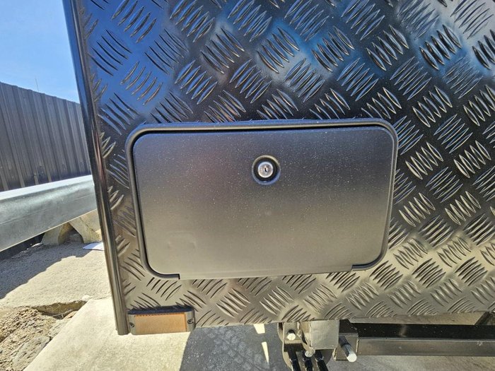 2024 Retreat Daydream 219Bse