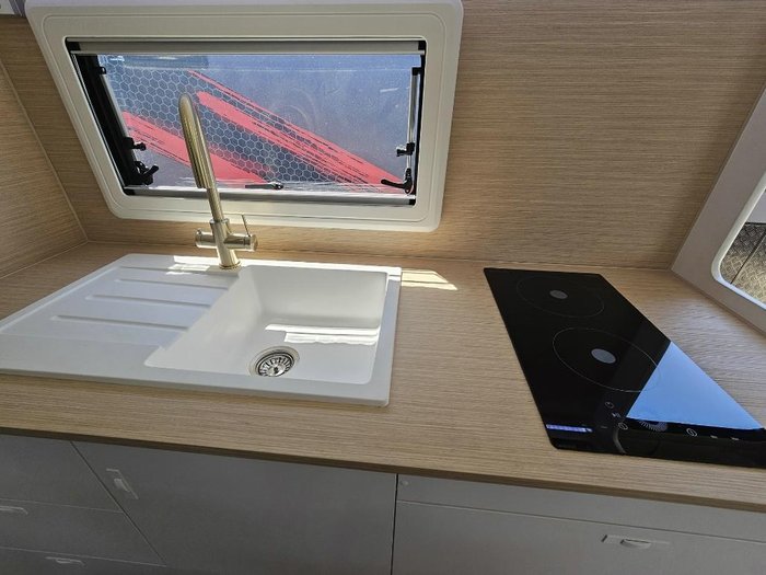 2024 Retreat Daydream 219Bse