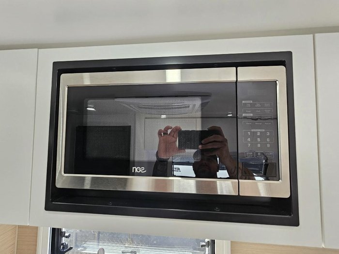 2024 Retreat Daydream 219Bse