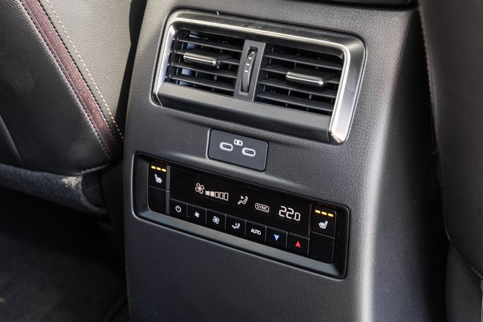 2025 Mazda CX-80 G40e GT