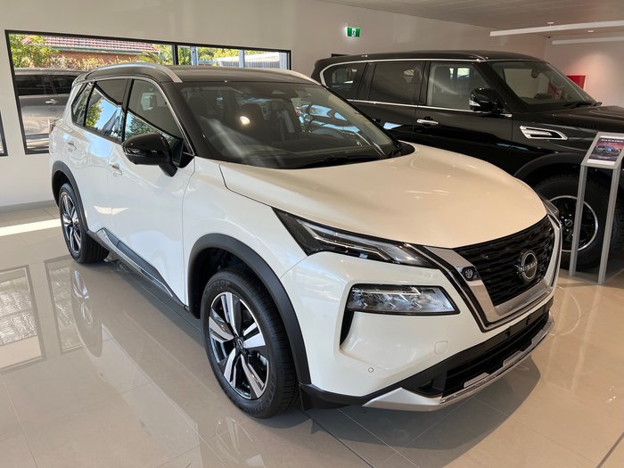 2025 NISSAN XTRAIL TI