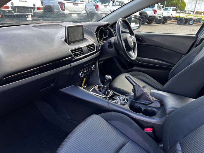 2016 MAZDA MAZDA3 SP25