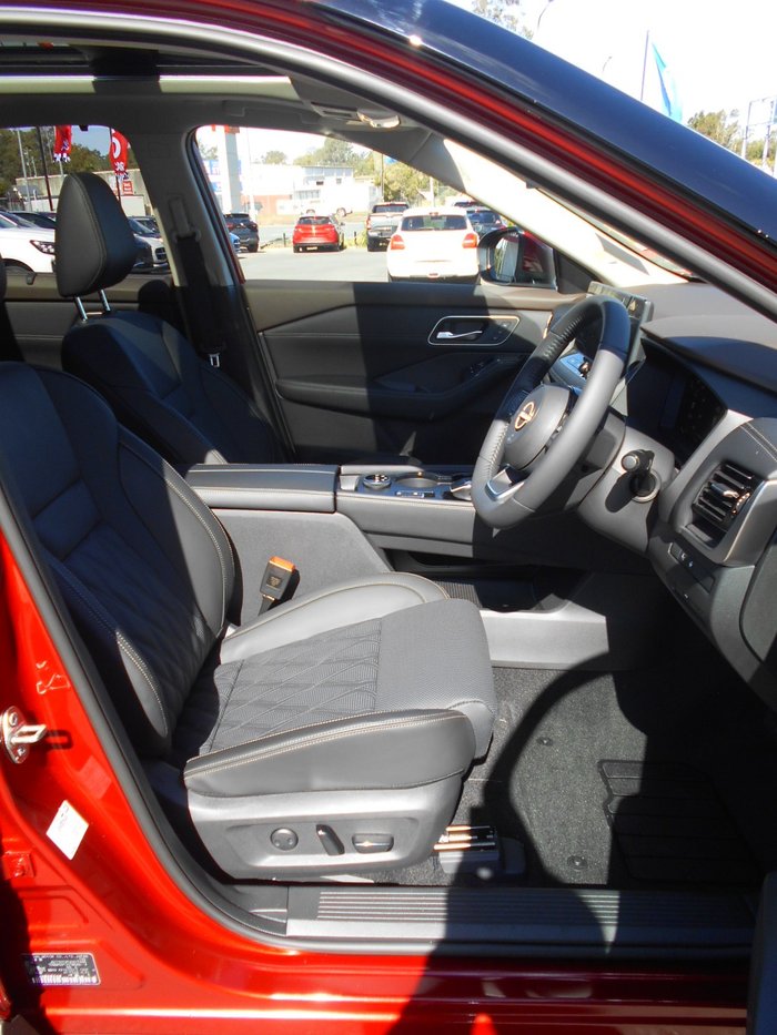 2025 Nissan X-TRAIL ST-L e-POWER