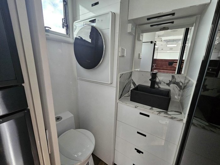 2024 GREAT AUSSIE Striker (Hybrid Caravan) 166