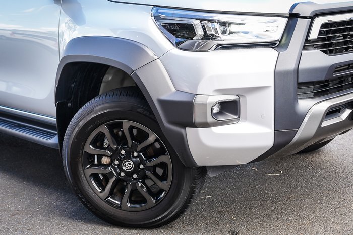 2024 Toyota HILUX Rogue