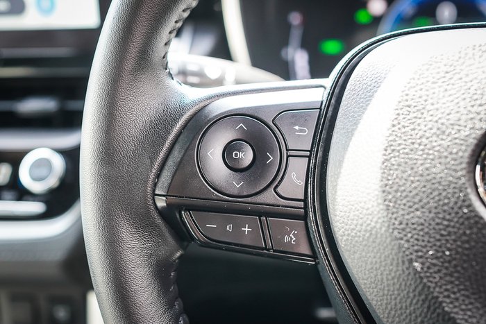 2025 Toyota Corolla Cross Hybrid GXL