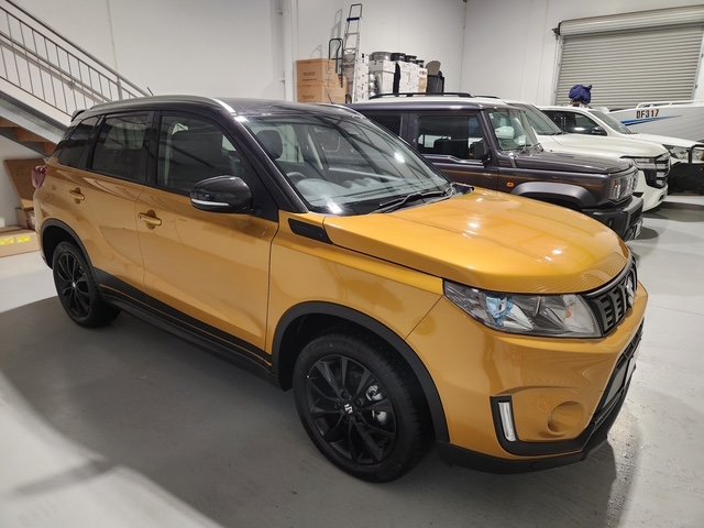 2025 Suzuki Vitara Turbo Shadow