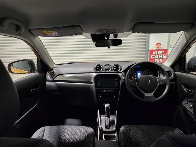 2025 Suzuki Vitara Turbo Shadow