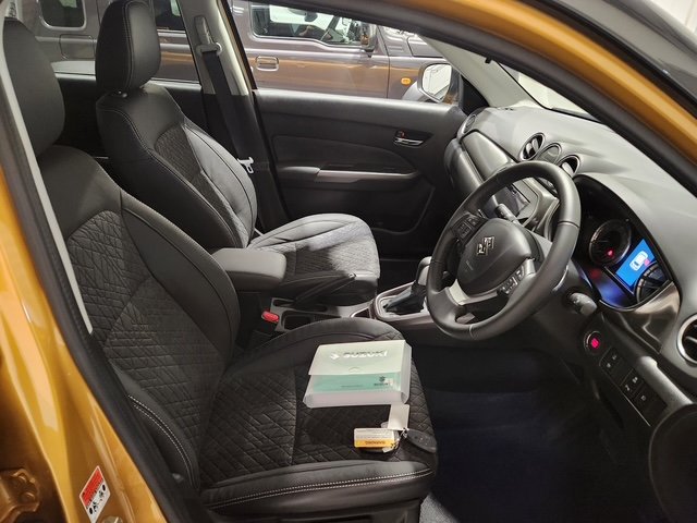 2025 Suzuki Vitara Turbo Shadow