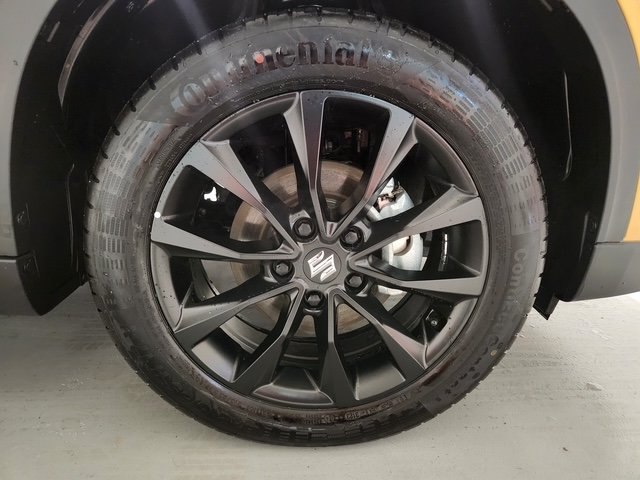 2025 Suzuki Vitara Turbo Shadow