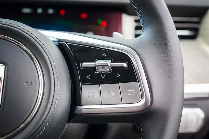 2025 GWM GWM TANK 500 VANTA HYBRID