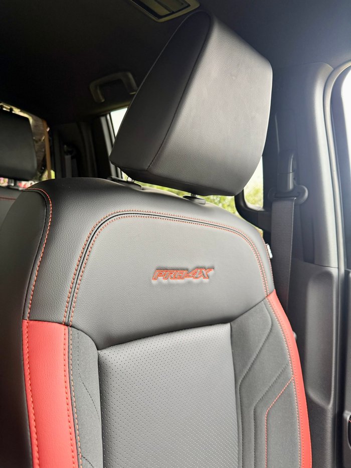 2025 NISSAN NAVARA PRO-4X