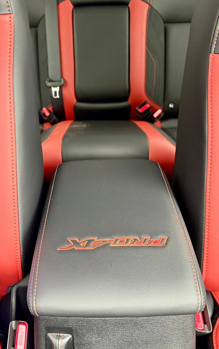 2025 NISSAN NAVARA PRO-4X
