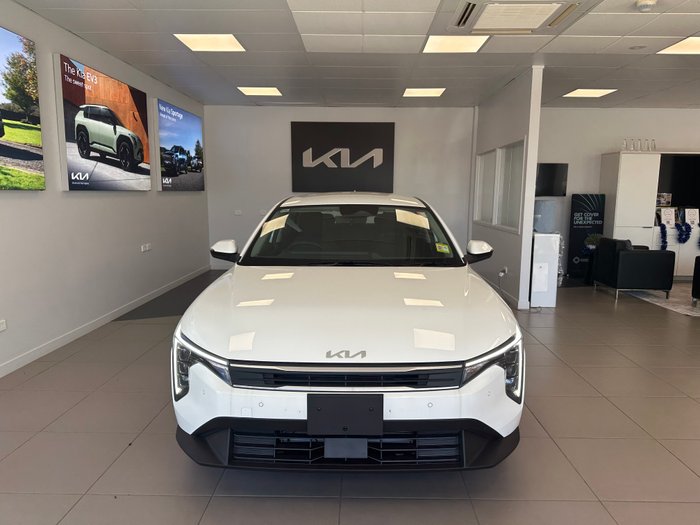 2025 Kia K4 MY26 Kia CL4M K4 S A/T HATCH  (8GS62J61VCC031)