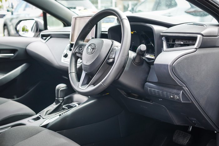 2025 Toyota COROLLA SX