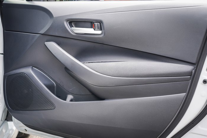 2025 Toyota COROLLA SX