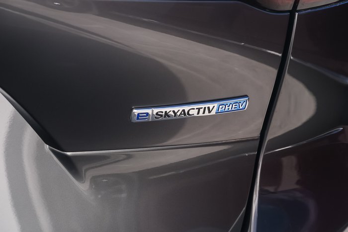 2025 Mazda CX-60 P50e Azami