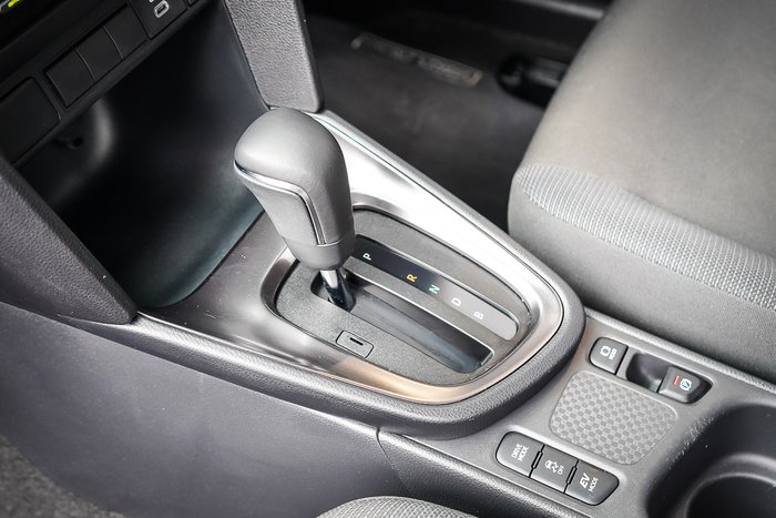 2025 Toyota Yaris Cross Hybrid GXL