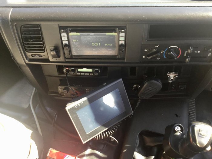 2013 Hino 2844 6X4 Trout River Live Bottom Body Ex Govt Low Klm Chip Spreader All Extras Fract New 2844 6X4 RIGIDS WHITE